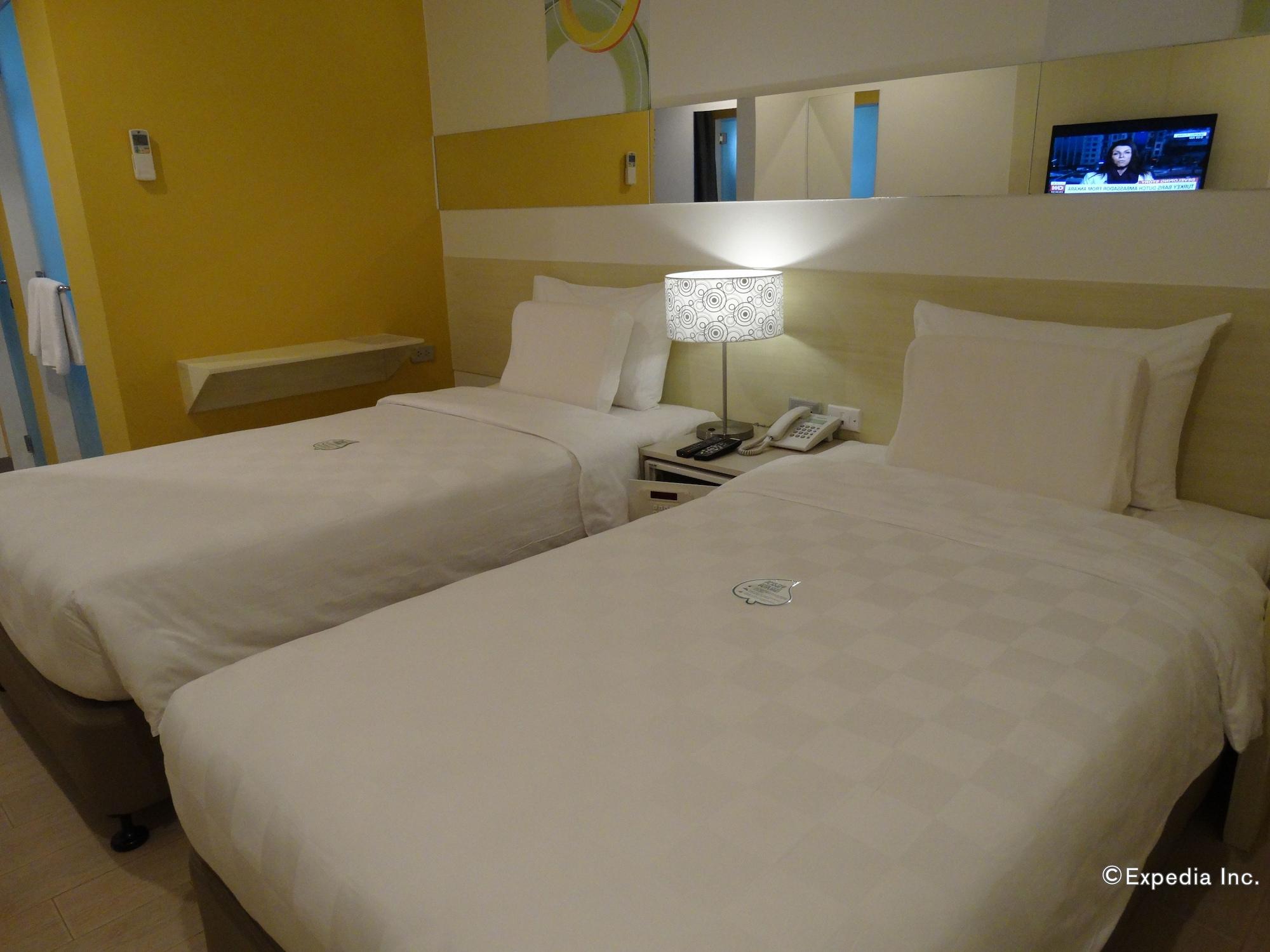 Go Hotels Lanang - Davao Exterior photo