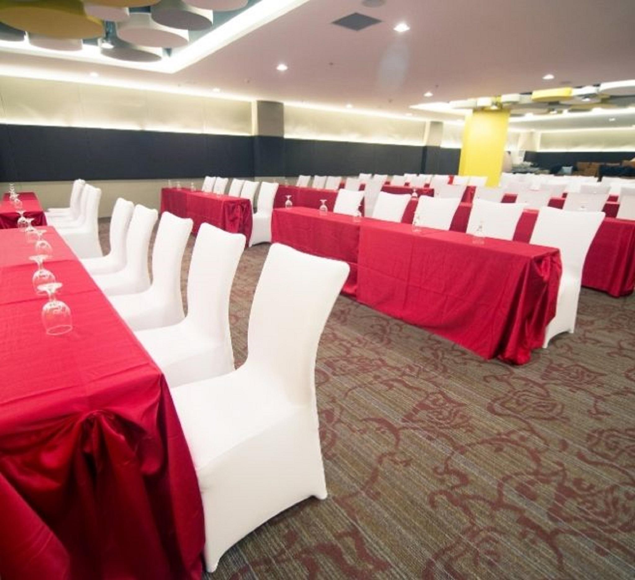 Go Hotels Lanang - Davao Exterior photo